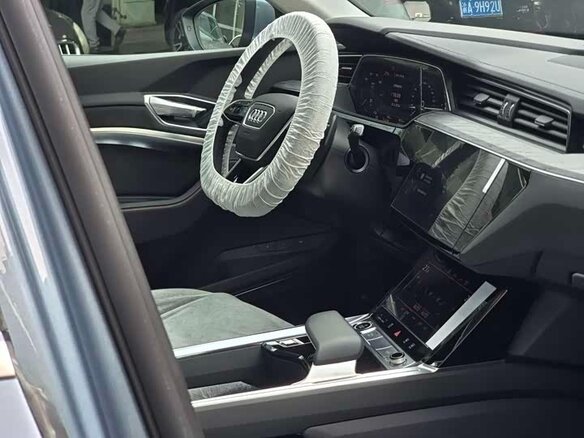 2026 Audi Q2 L e-tron I Рестайлинг, голубой, 4999666 рублей - вид 11