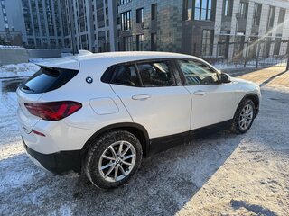 2021 BMW X2 sDrive18i I (F39), белый, 3300000 рублей, вид 4