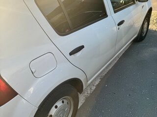 2012 Renault Sandero I, белый, 380000 рублей, вид 3