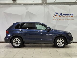 2017 Volkswagen Tiguan II, синий, 1990000 рублей, вид 2
