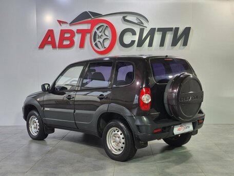 2013 Chevrolet Niva I Рестайлинг, коричневый, 399000 рублей, вид 5