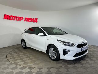 2018 Kia Ceed III, белый, 1135000 рублей, вид 3
