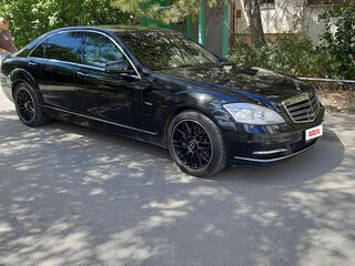 2011 Mercedes-Benz S-Класс 350 V (W221) Рестайлинг, чёрный, 1900000 рублей, вид 2