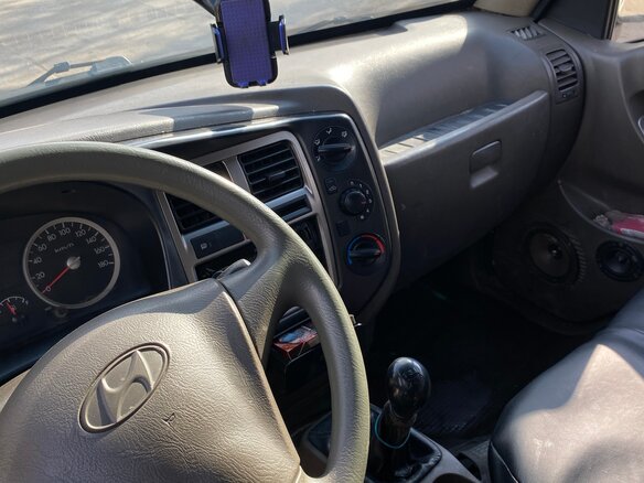 2011 Hyundai Porter II, белый, 512000 рублей - вид 9