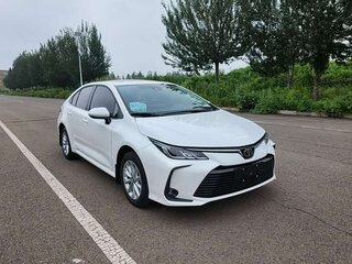 2023 Toyota Corolla XII (E210), белый, 1582000 рублей, вид 1