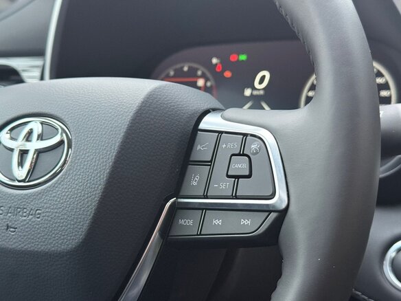 2025 Toyota Highlander IV (XU70), белый, 5550000 рублей - вид 17