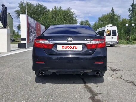 2013 Toyota Camry VII (XV50), чёрный, 1750000 рублей, вид 4