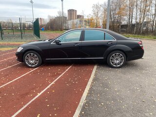 2008 Mercedes-Benz S-Класс 550 Long V (W221), чёрный, 1100000 рублей, вид 5