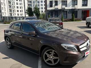 2014 Mercedes-Benz GLA 200 I (X156), коричневый, 980000 рублей, вид 2