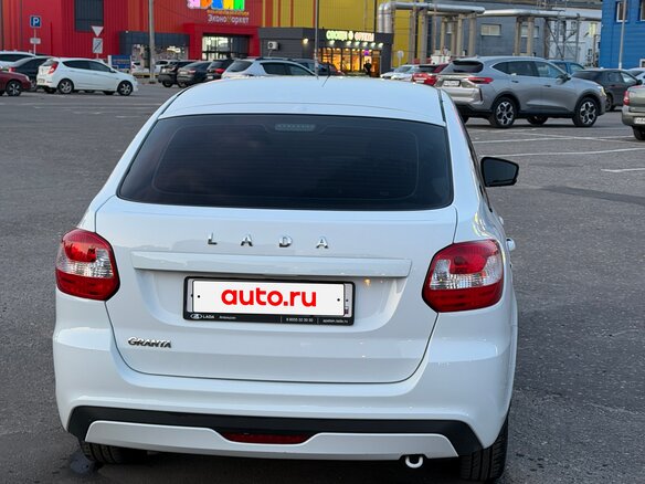 2023 Lada (ВАЗ) Granta I Рестайлинг, белый, 720000 рублей - вид 9