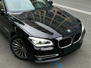 2013 BMW 7 серии Long 750Li xDrive V (F01/F02/F04) Рестайлинг, чёрный, 2300000 рублей, вид 3