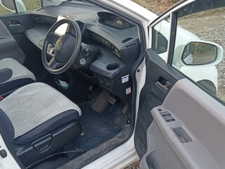 2009 Honda Freed I, белый, 1000000 рублей, вид 4