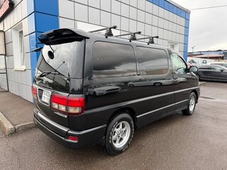2000 Toyota Regius I Рестайлинг, чёрный, 897000 рублей, вид 3