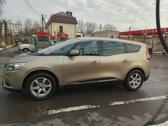 2019 Renault Scenic IV, коричневый, 1850000 рублей - вид 6