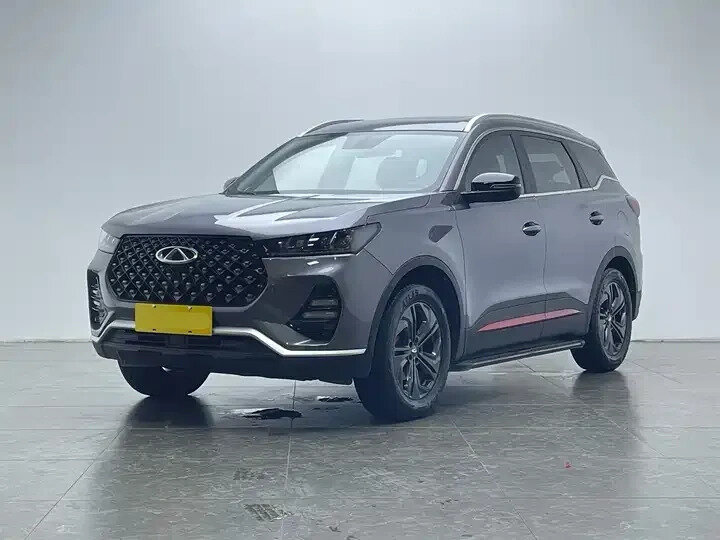 Открыть фотографии: Chery Tiggo 7 II