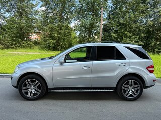 2008 Mercedes-Benz M-Класс 350 II (W164) Рестайлинг, серебристый, 1300000 рублей, вид 5