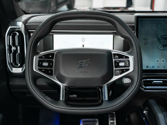2026 Jetour T2, чёрный, 4449000 рублей - вид 17