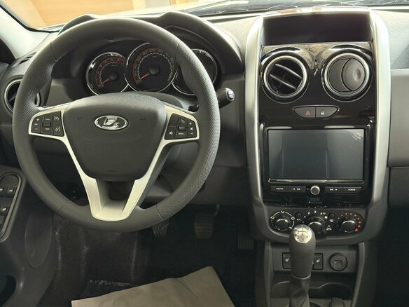 2025 Lada (ВАЗ) Largus Cross I Рестайлинг, серебристый, 2040000 рублей - вид 9