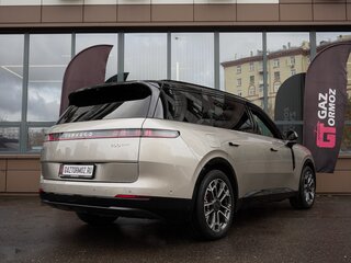 2025 Lynk & Co 900, серый, 7899000 рублей, вид 5