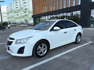 2013 Chevrolet Cruze I Рестайлинг, белый, 810000 рублей, вид 1