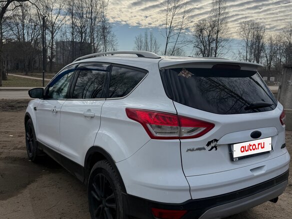 2013 Ford Kuga II, белый, 1200000 рублей - вид 4
