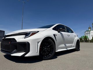2024 Toyota Corolla GR XII (E210) Рестайлинг, белый, 4700000 рублей, вид 5