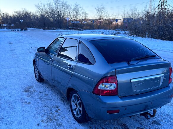 2010 Lada (ВАЗ) Priora I, серый, 290000 рублей - вид 3