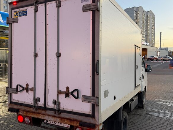 2013 Kia Bongo, белый, 1250000 рублей - вид 20