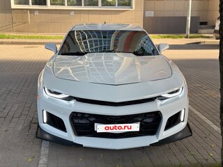 2013 Chevrolet Camaro V Рестайлинг, белый, 2200000 рублей, вид 2