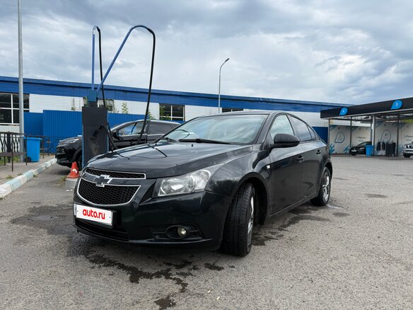 2012 Chevrolet Cruze I, чёрный, 700000 рублей