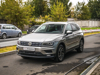 2018 Volkswagen Tiguan II, серебристый, 2199777 рублей, вид 5