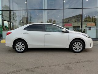 2014 Toyota Corolla XI (E160, E170, E180), белый, 1299000 рублей, вид 5