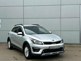 2019 Kia Rio X-Line IV, серебристый, 1370000 рублей, вид 3