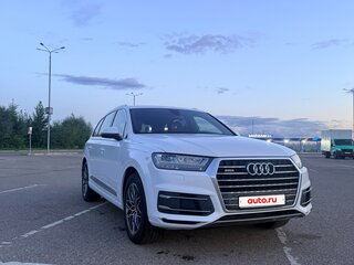 2015 Audi Q7 II (4M), белый, 3850000 рублей, вид 3