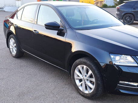 2018 Skoda Octavia III (A7) Рестайлинг, чёрный, 1590000 рублей, вид 5