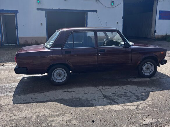 2010 Lada (ВАЗ) 2107, пурпурный, 225000 рублей - вид 3