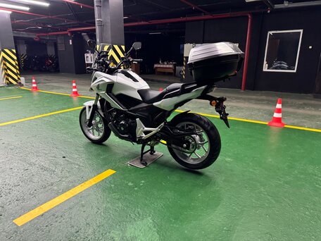 2017 Honda NC 750X, белый, 875000 рублей, вид 5