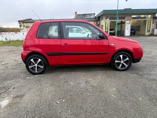 2003 Volkswagen Lupo, красный, 210000 рублей, вид 3
