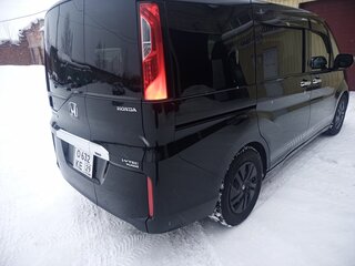 2016 Honda Stepwgn V, чёрный, 1800000 рублей, вид 5