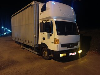 2011 Nissan Atleon, белый, 2000000 рублей, вид 2