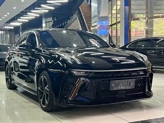 2024 Lynk & Co 03 I Рестайлинг, чёрный, 2673033 рублей, вид 3