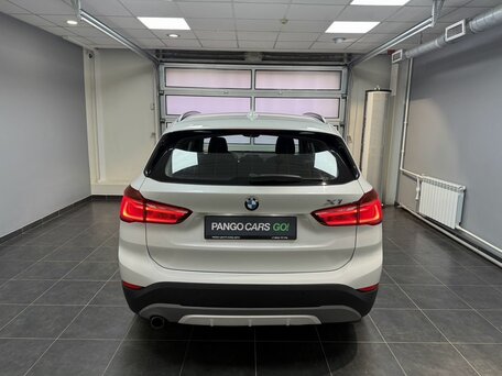2017 BMW X1 18d xDrive II (F48), белый, 2290000 рублей, вид 5