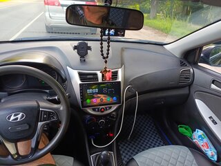 2012 Hyundai Solaris I, чёрный, 380000 рублей, вид 5