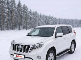 2015 Toyota Land Cruiser Prado 150 Series Рестайлинг 1, белый, 4099000 рублей, вид 1
