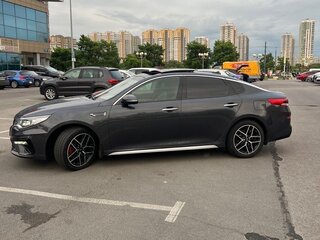 2019 Kia Optima IV Рестайлинг, серый, 1750000 рублей, вид 3