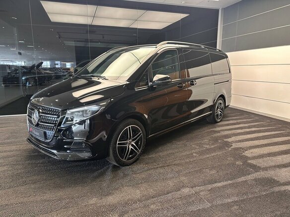 2024 Mercedes-Benz V-Класс Extra Long 300 d экстра длинный III (W447) Рестайлинг 2, чёрный, 15500000 рублей