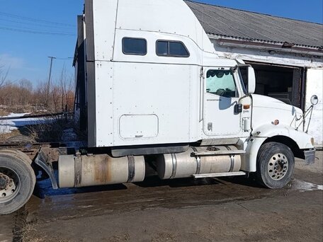 2003 International 9000 Series, белый, 1100000 рублей, вид 5