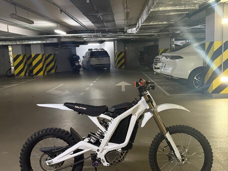2023 Sur-ron Light Bee, белый, 250000 рублей, вид 2