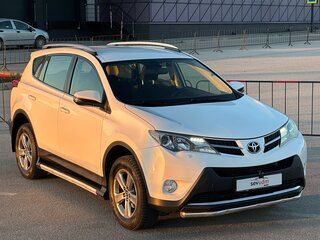 2015 Toyota RAV4 IV (XA40), белый, 1997000 рублей, вид 4