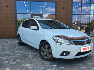 2010 Kia Ceed I, белый, 780000 рублей, вид 2